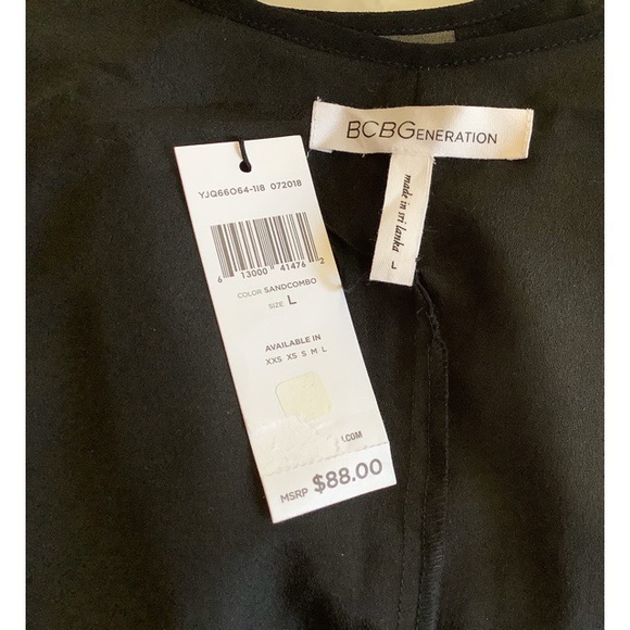 BCBGeneration triangle print mini dress - Picture 7 of 7